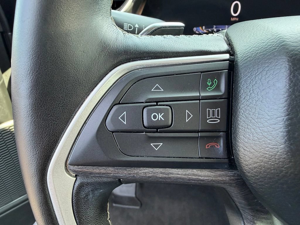 Used 2021 Jeep Grand Cherokee L Limited AWD/4WD image 18