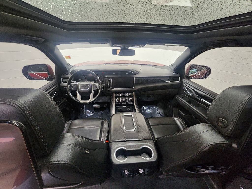 Used 2021 GMC Yukon Denali image 28