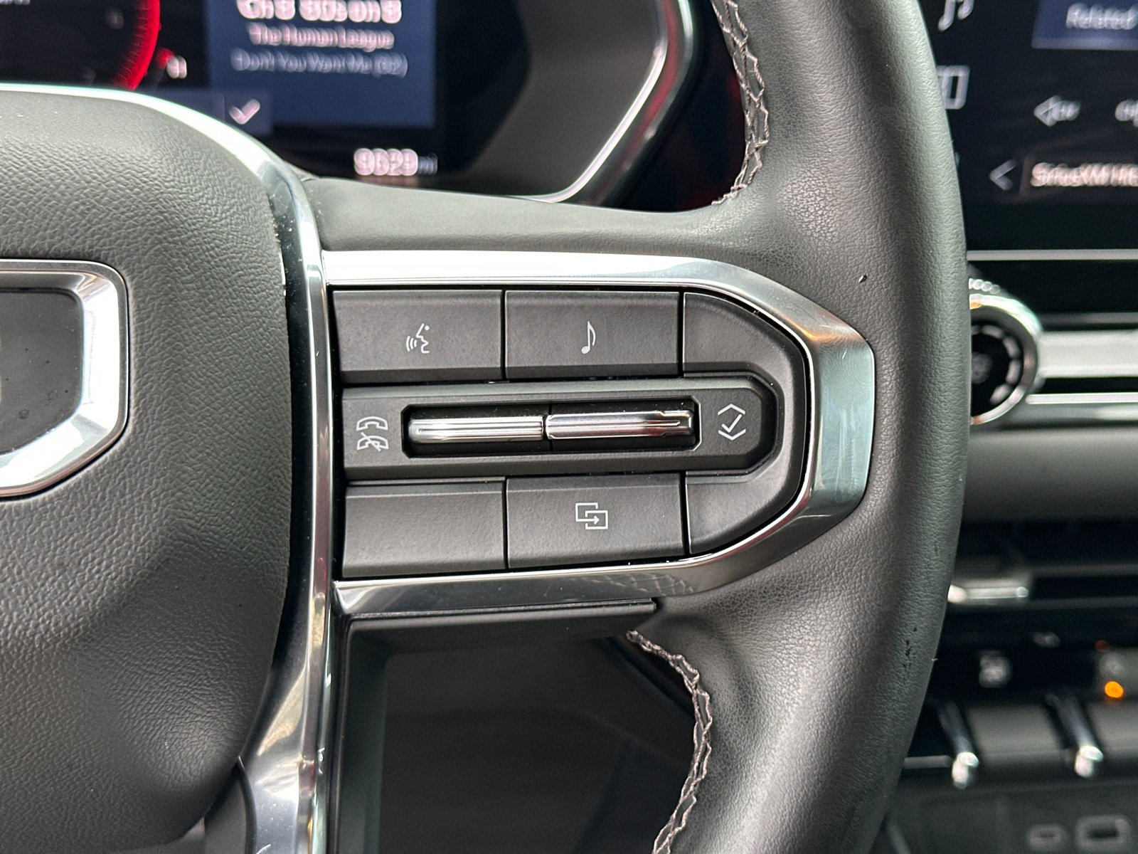 Used 2024 GMC Canyon Elevation w/ Trailering Package image 26