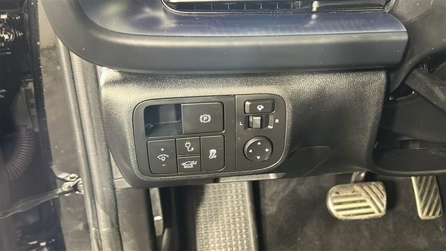 Used 2024 Hyundai Ioniq 6 Limited AWD/4WD image 18