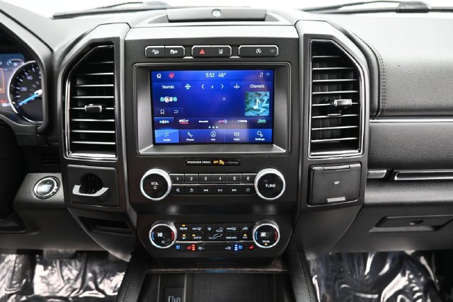 Used 2021 Ford Expedition Limited AWD/4WD image 21