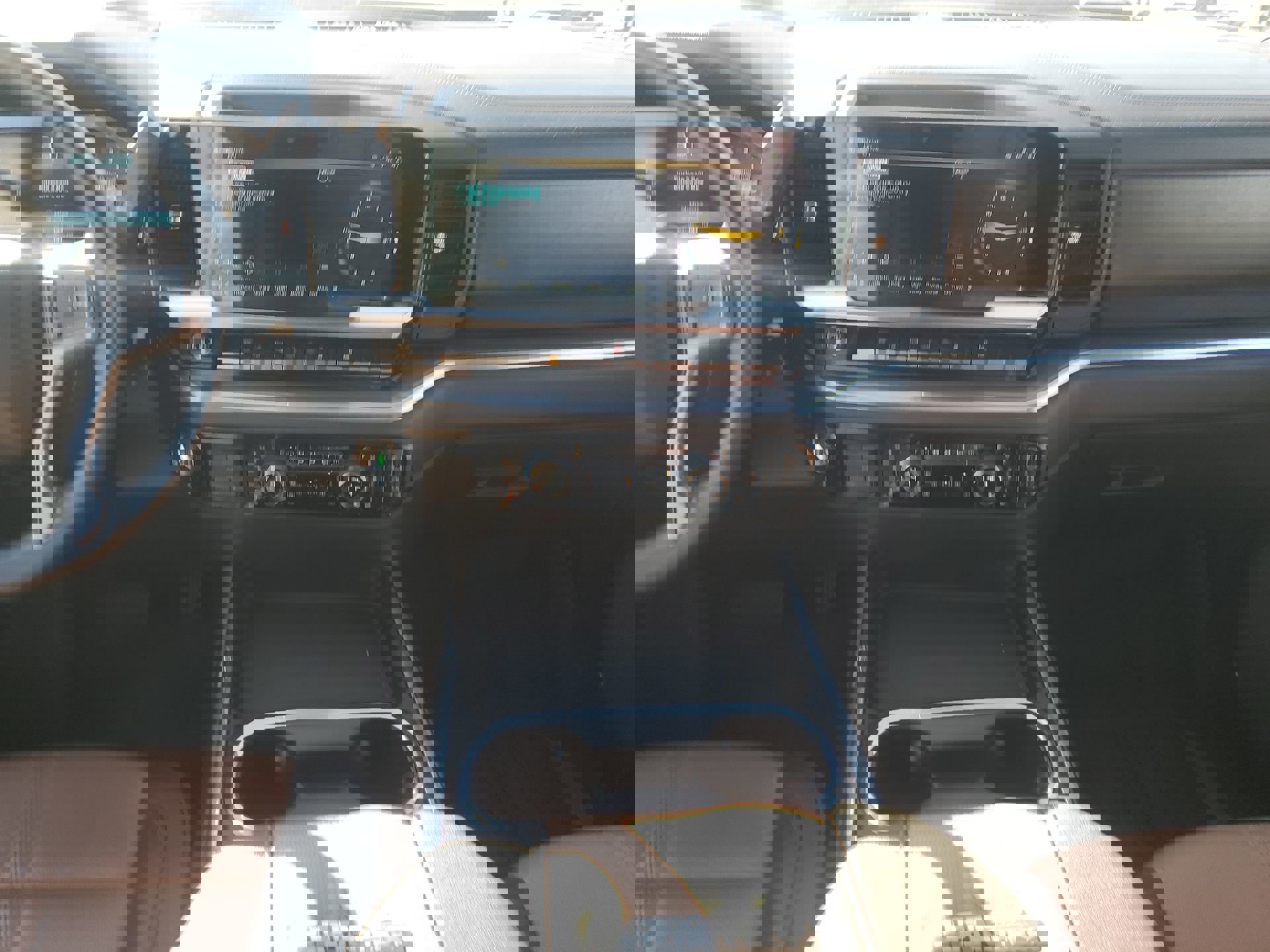 Used 2025 Chevrolet Silverado 3500 High Country w/ High Country Premium Package image 10