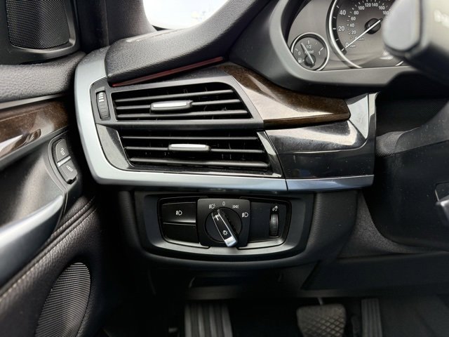 Used 2018 BMW X5 xDrive35d image 16