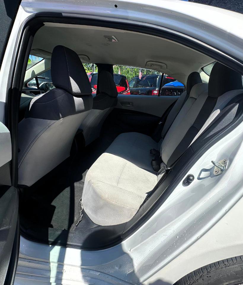 Used 2022 Toyota Corolla LE FWD image 24
