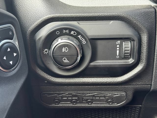 Certified 2025 Jeep Gladiator Mojave AWD/4WD image 23