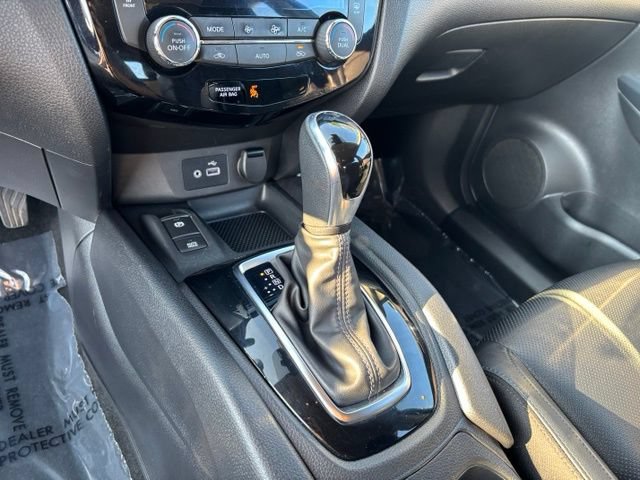 Used 2022 Nissan Rogue Sport SL AWD/4WD image 22