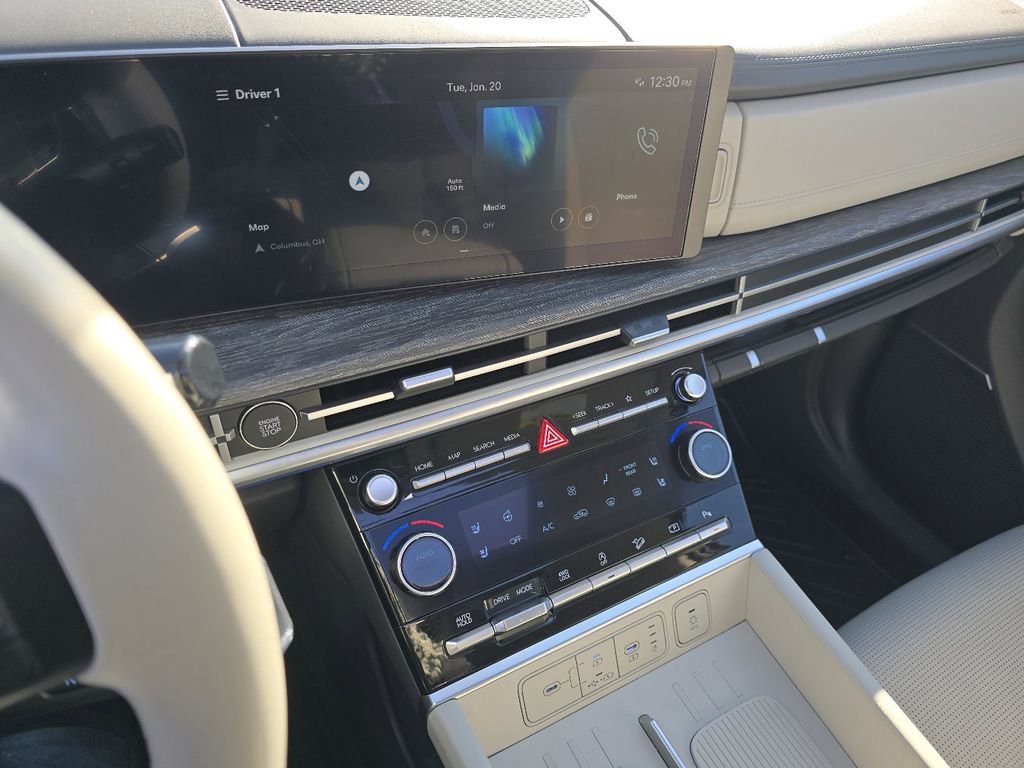 Used 2024 Hyundai Santa Fe Limited image 30