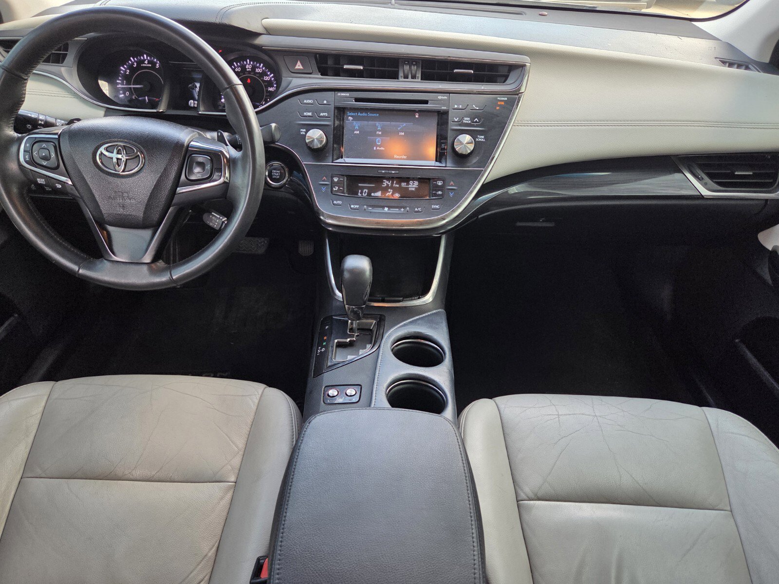 Used 2015 Toyota Avalon XLE Touring FWD image 7