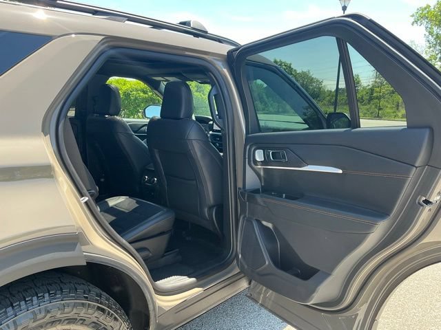 Used 2026 Ford Explorer Tremor w/ Tremor Ultimate Package AWD/4WD image 18