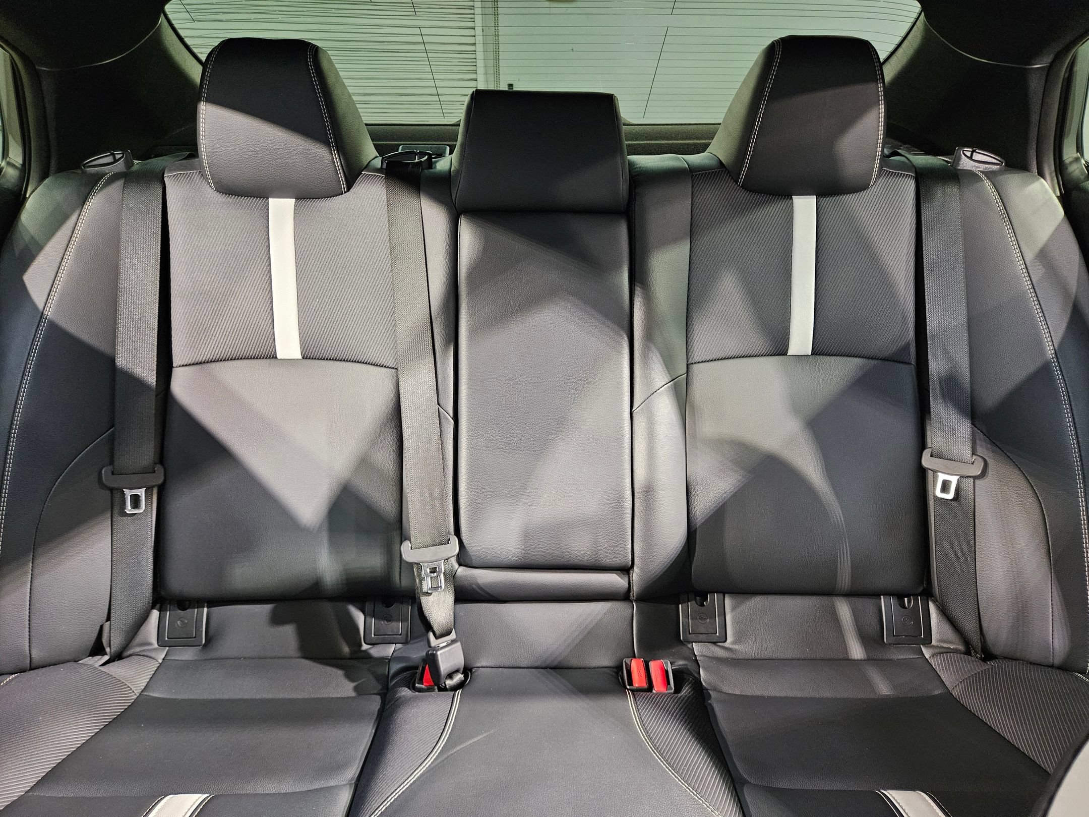 Used 2025 Toyota Camry SE FWD image 13