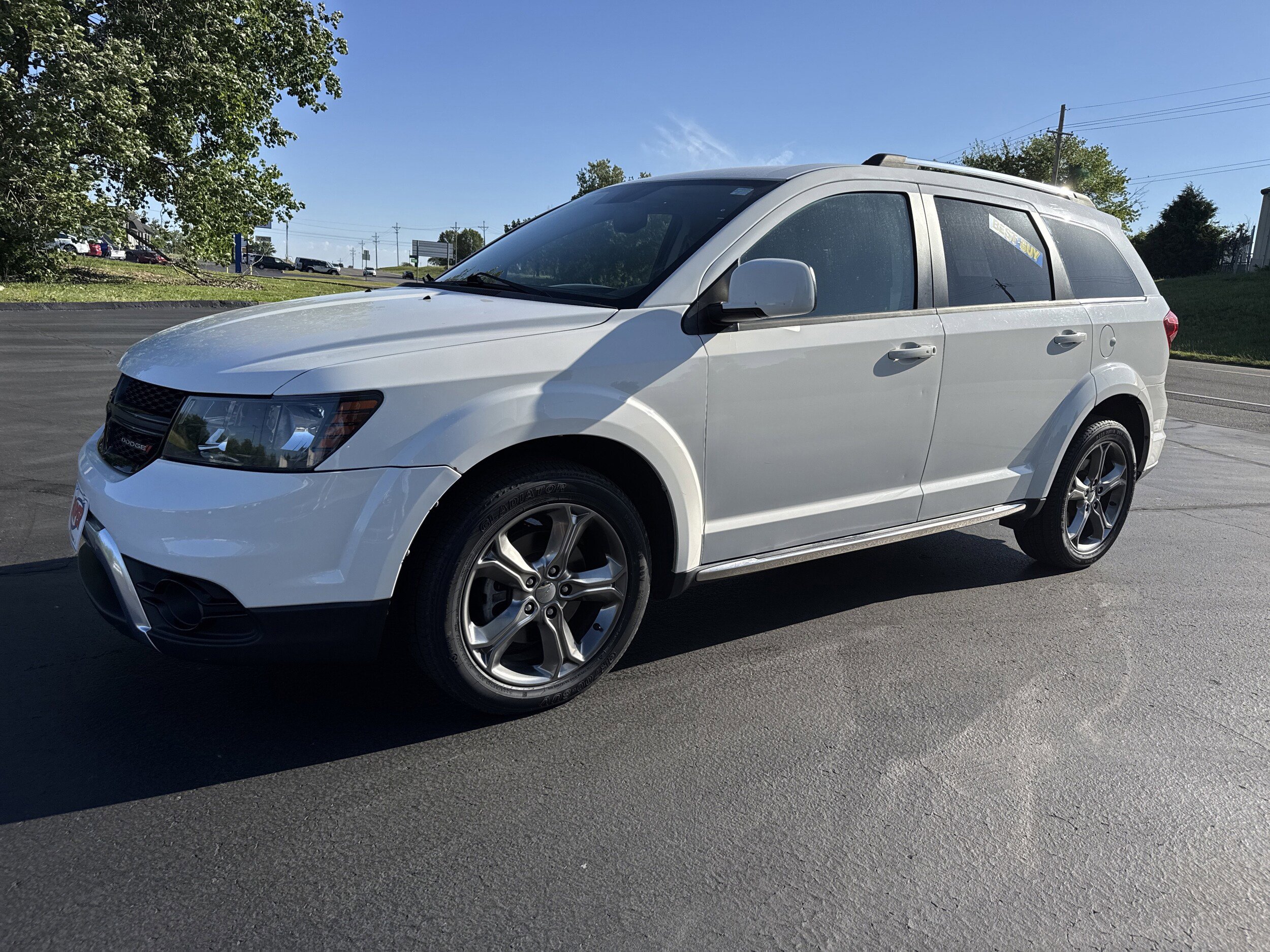 Used 2016 Dodge Journey Crossroad FWD image 2