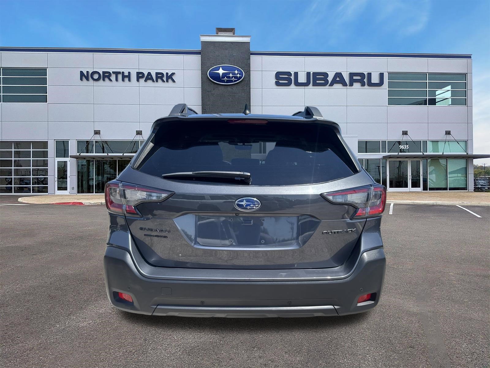 Certified 2024 Subaru Outback Onyx Edition AWD/4WD image 4
