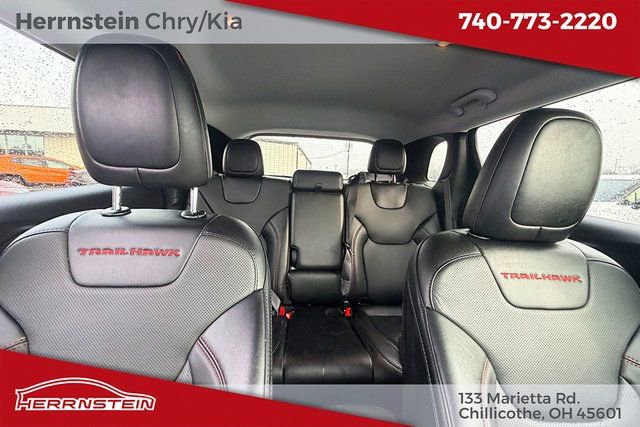Used 2022 Jeep Cherokee Trailhawk w/ Premium Leather Package image 28