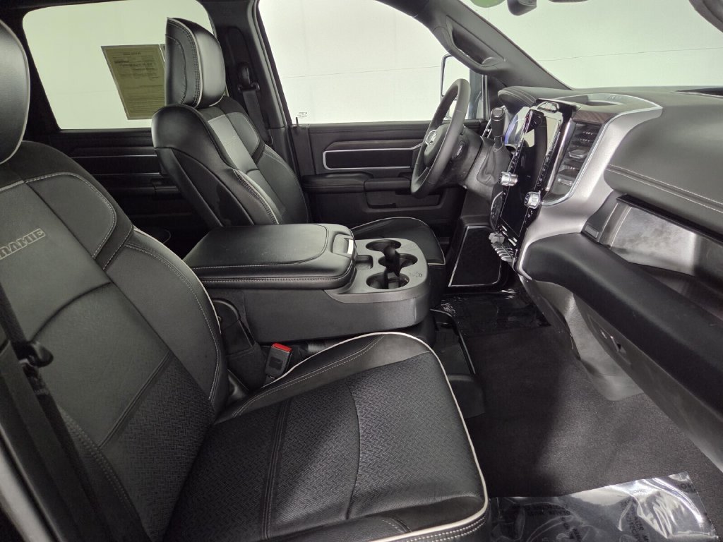 Used 2026 RAM 2500 Laramie AWD/4WD image 29