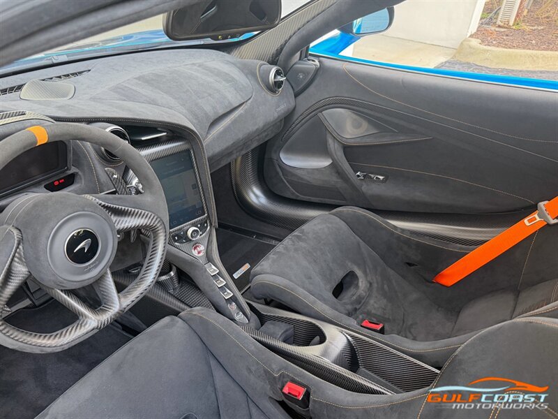Used 2021 McLaren 765LT RWD image 16