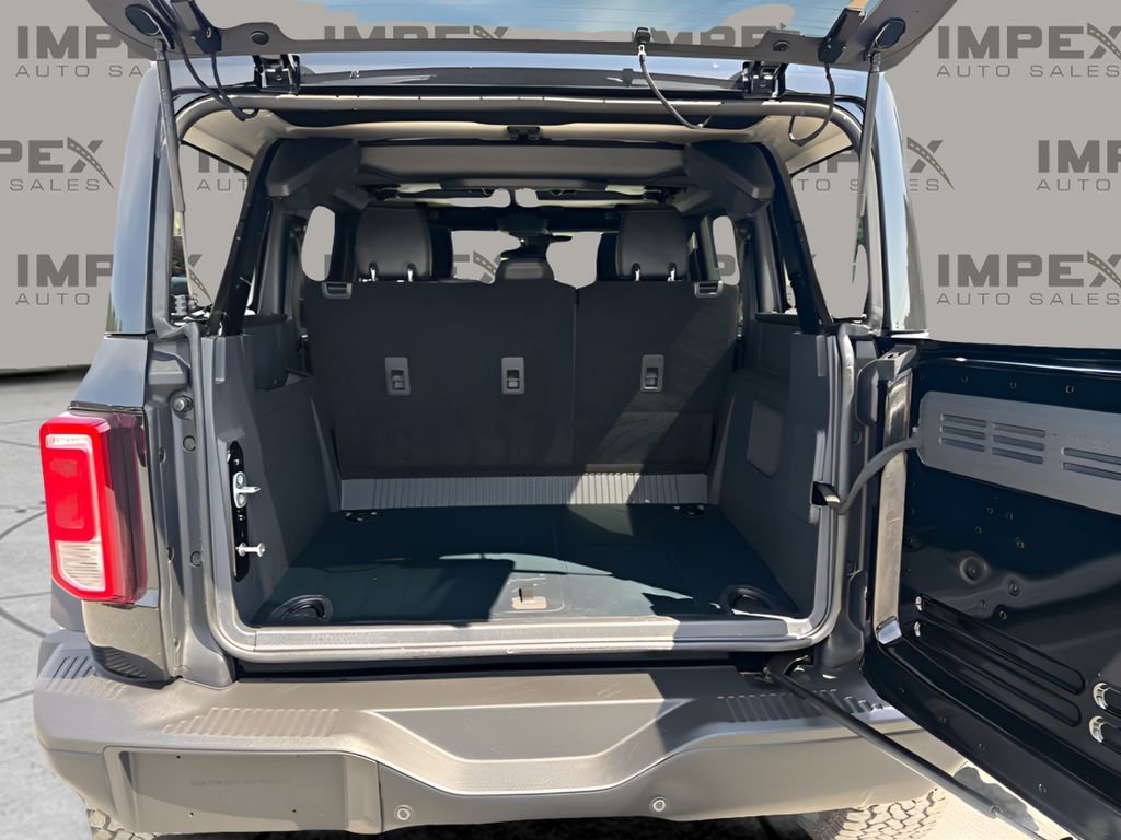 Used 2025 Ford Bronco Big Bend w/ Sasquatch Package AWD/4WD image 28