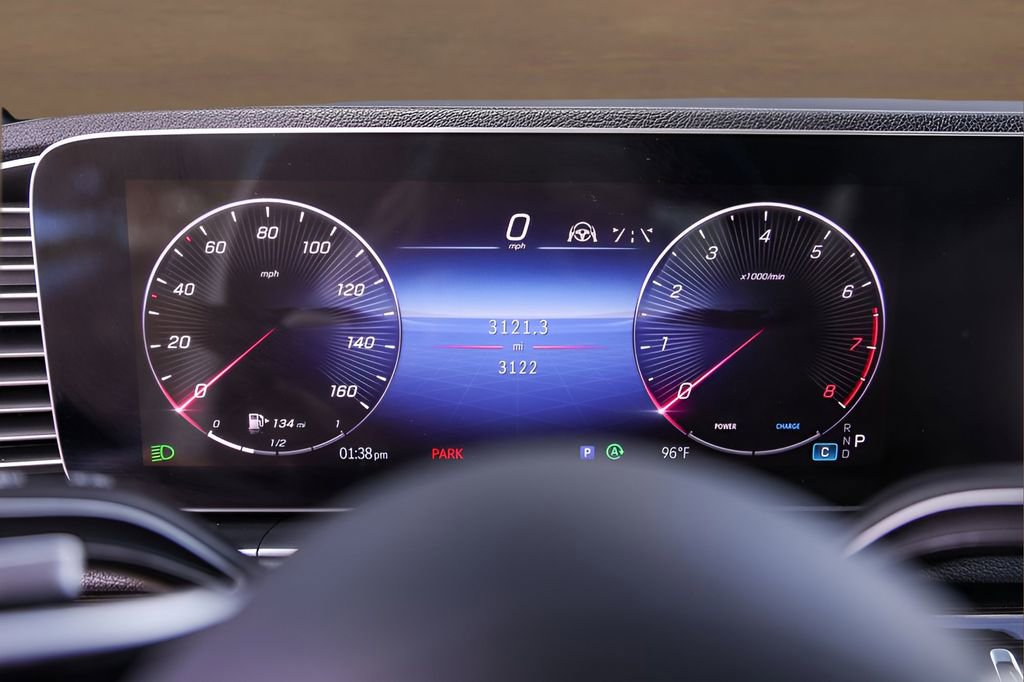 Used 2025 Mercedes-Benz GLE 450 4MATIC image 11