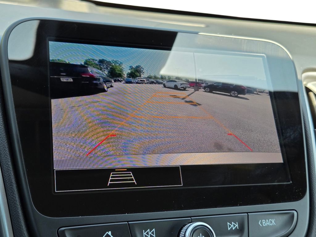 Used 2025 Chevrolet Malibu LT FWD image 30