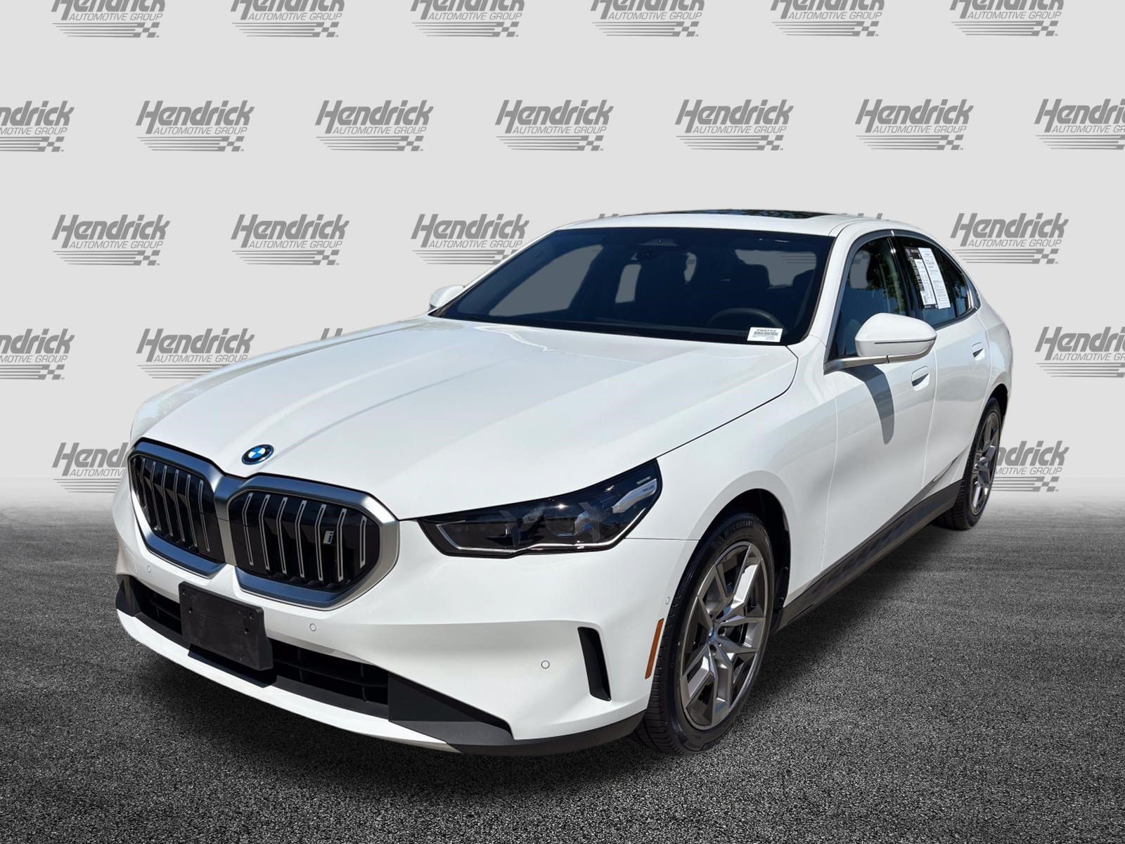 Certified 2024 BMW i5 eDrive40i w/ Convenience Package RWD image 5