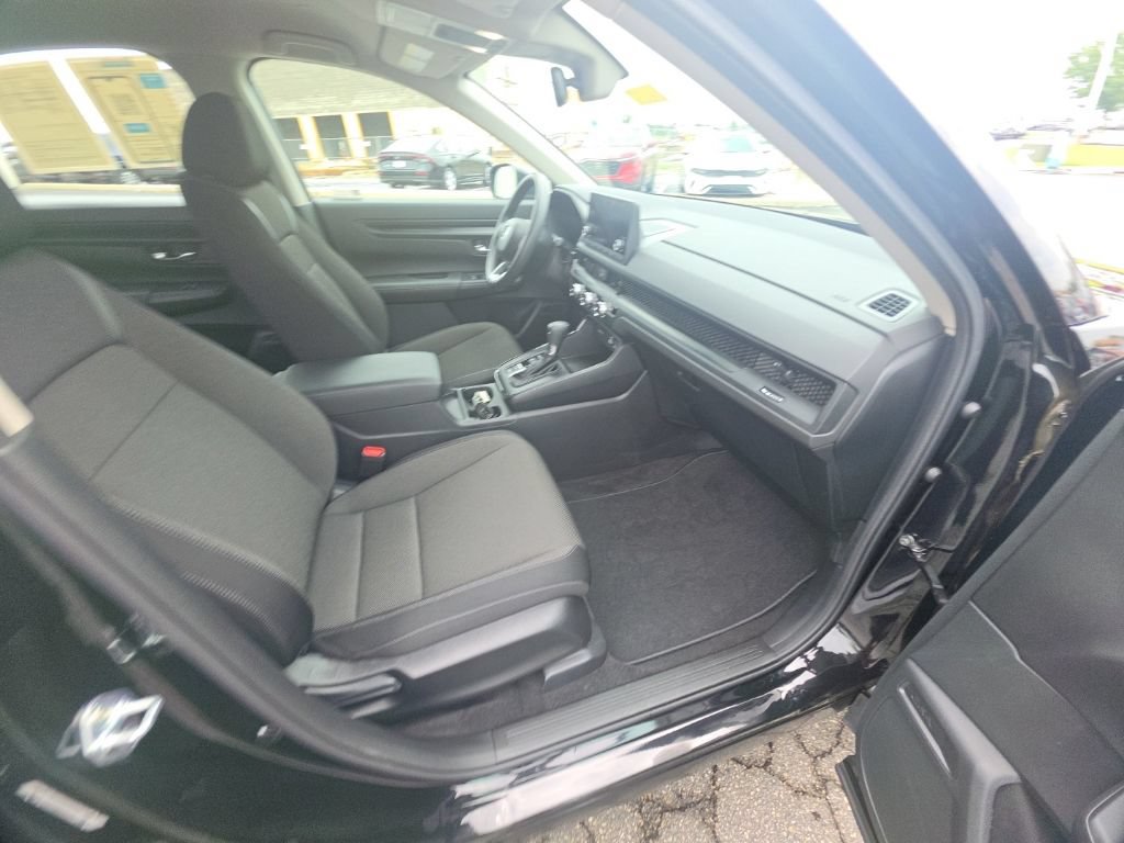 Certified 2024 Honda CR-V LX image 31