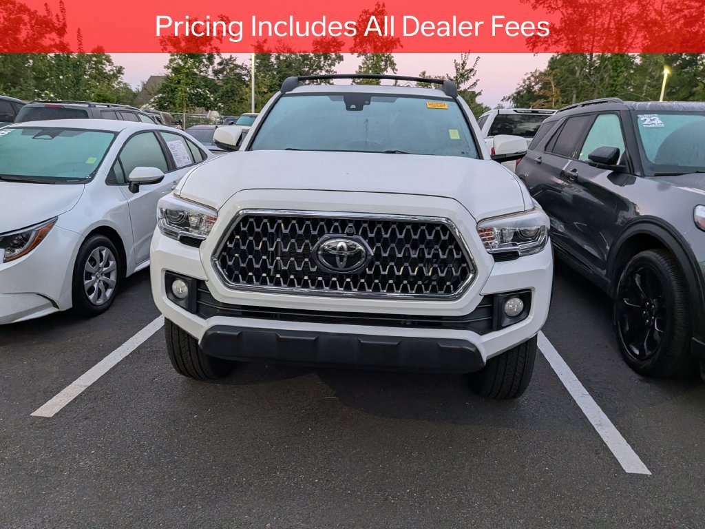 Used 2019 Toyota Tacoma TRD Off-Road AWD/4WD image 2