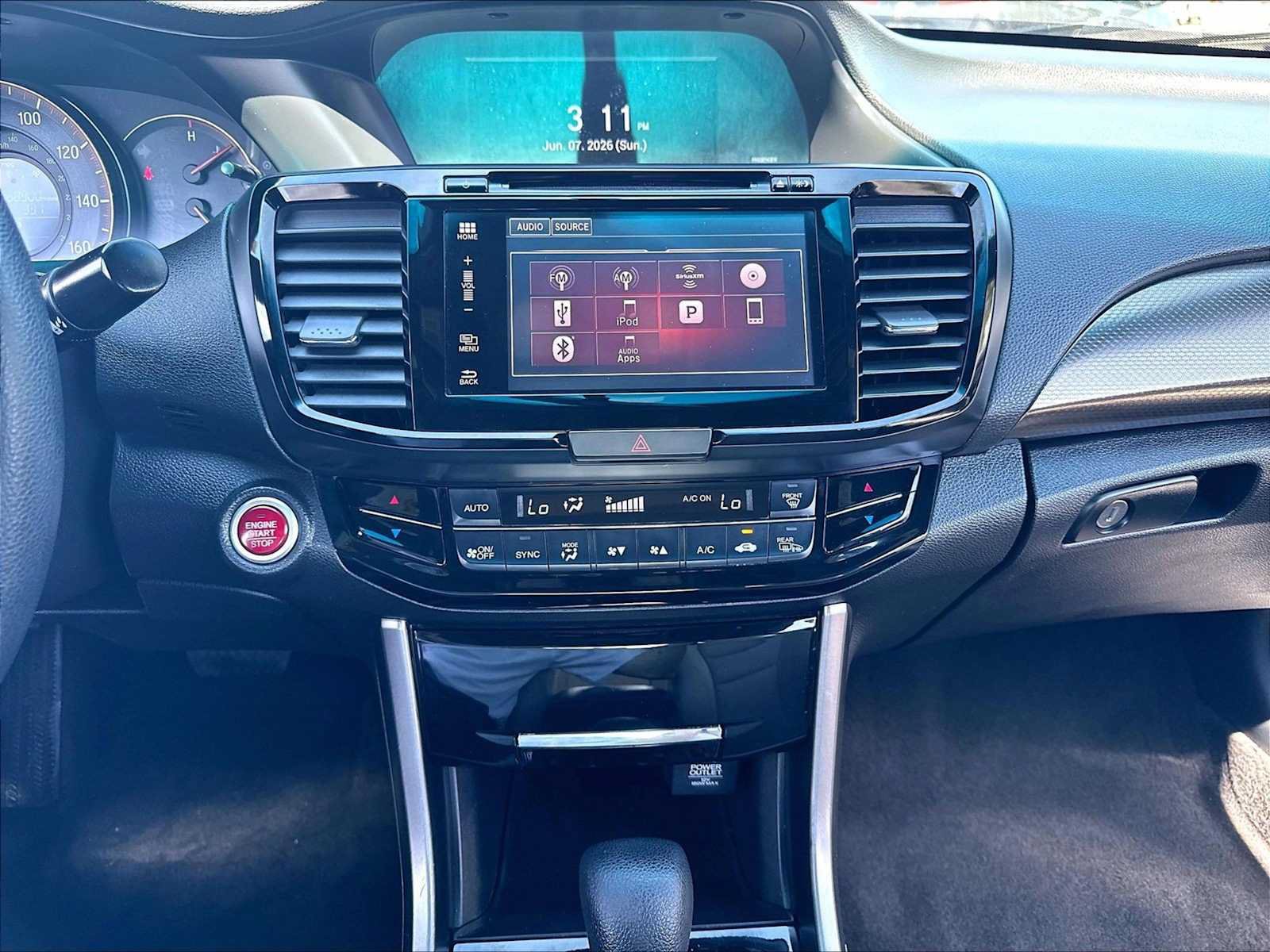 Used 2017 Honda Accord EX image 33