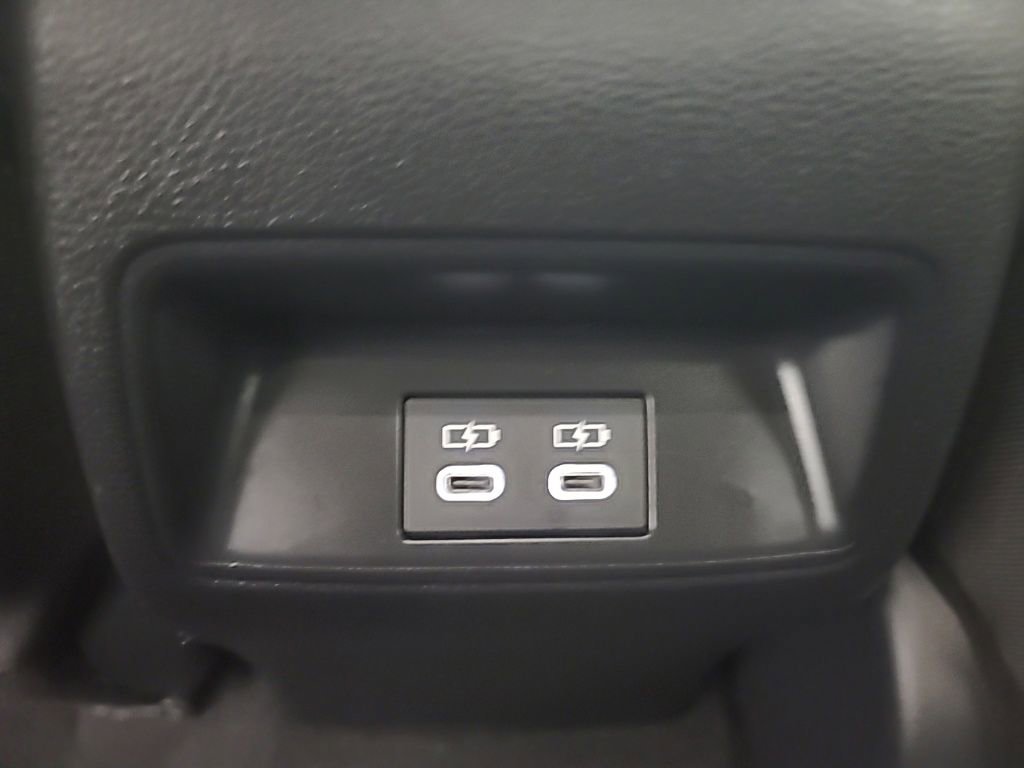 Used 2025 Toyota Corolla LE image 21