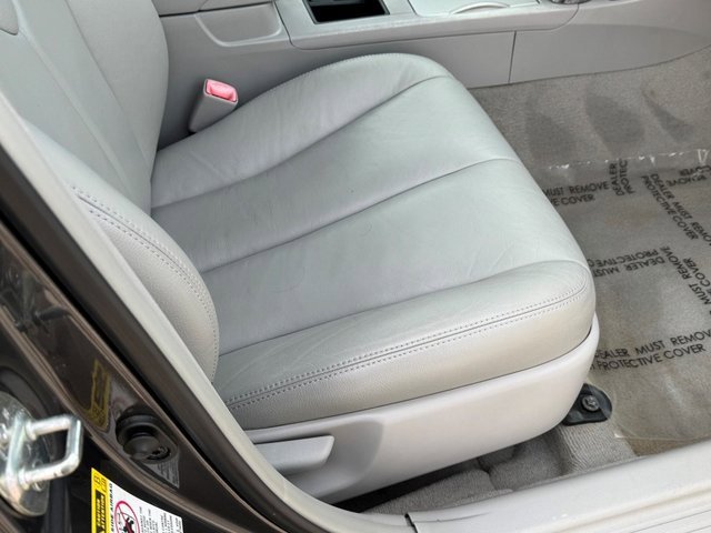 Used 2009 Toyota Camry Base image 8