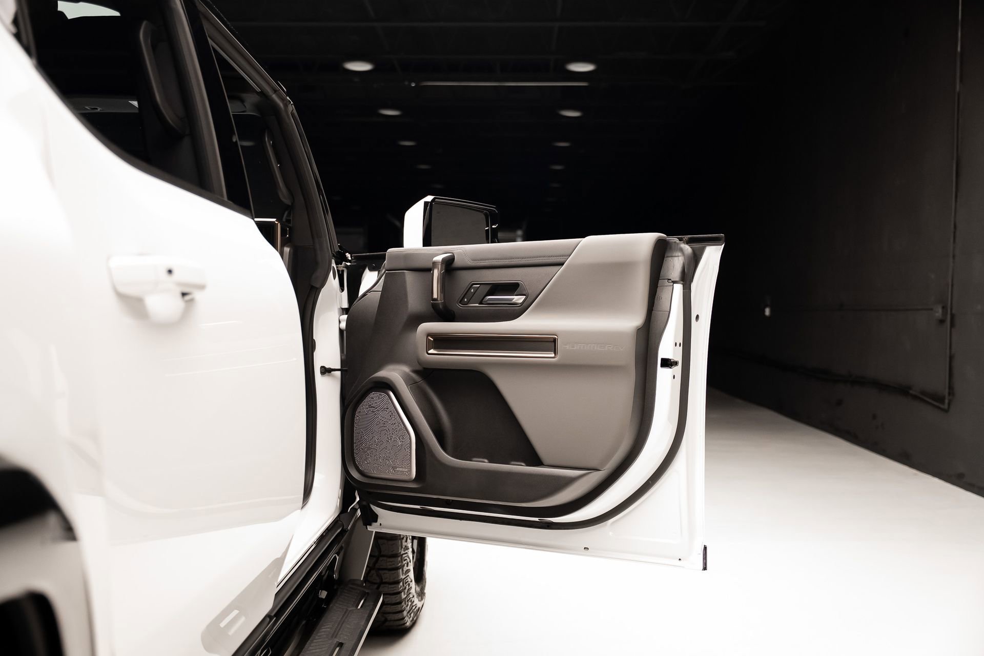Used 2024 GMC Hummer EV 2X w/ Extreme Off-Road Package image 61