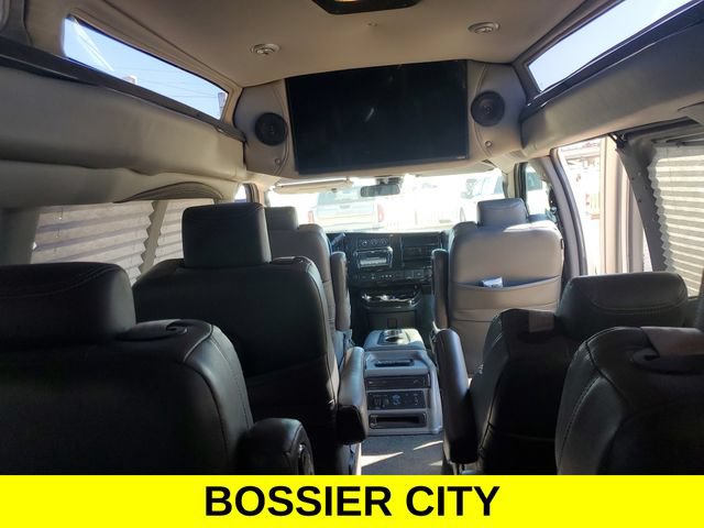 Used 2022 GMC Savana 2500 Extended w/ Enhanced Convenience Package RWD image 11