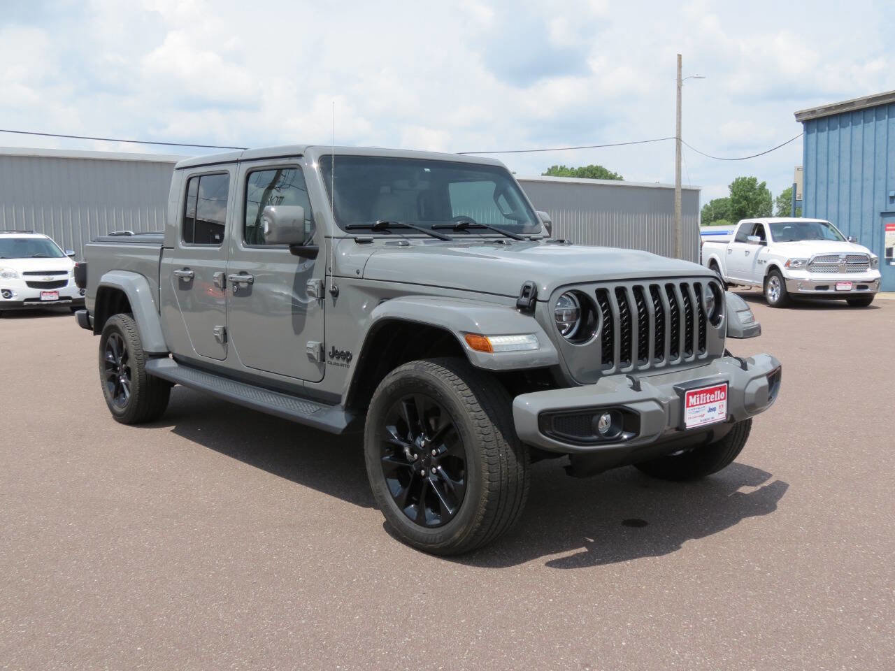 Used 2022 Jeep Gladiator Overland image 8