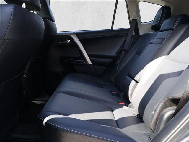 Used 2018 Toyota RAV4 Limited AWD/4WD image 28