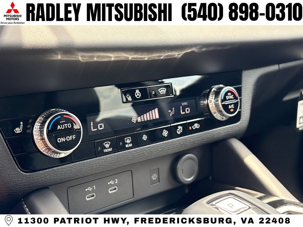 New 2026 Mitsubishi Outlander SE AWD/4WD image 10