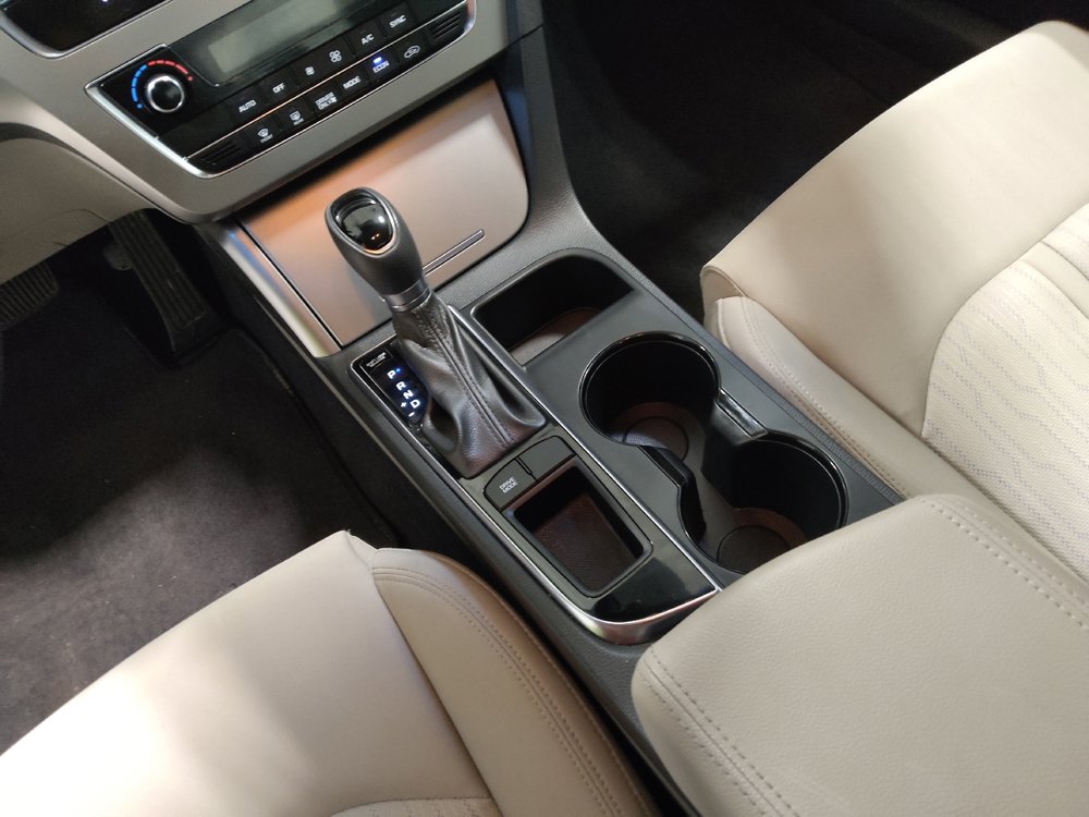 Used 2016 Hyundai Sonata SE image 26