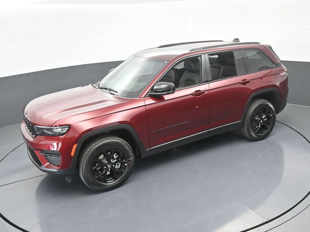 New 2025 Jeep Grand Cherokee Altitude image 41