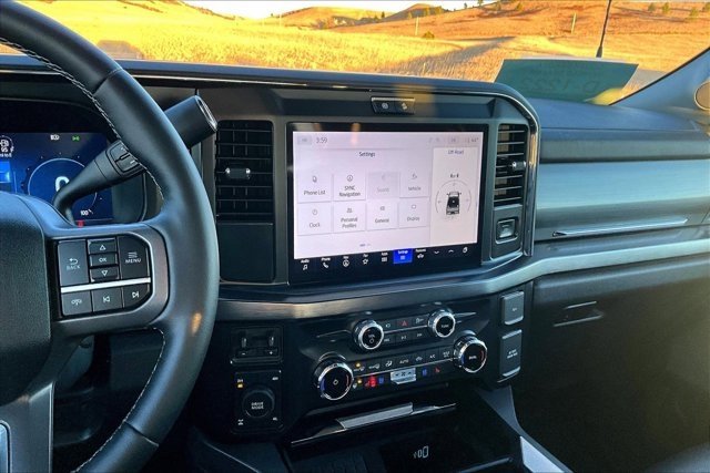 Used 2025 Ford F250 Lariat w/ Chrome Package image 10