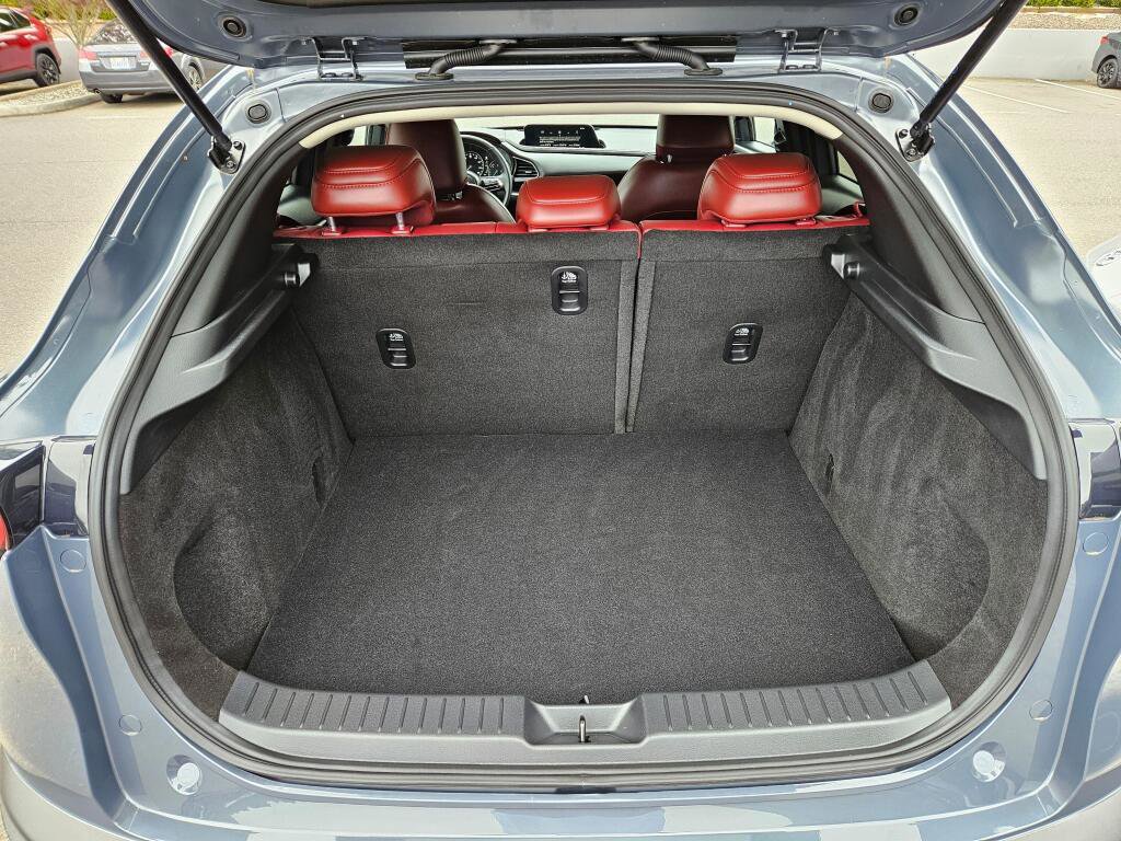 Certified 2025 MAZDA CX-30 AWD 2.5 S w/ Preferred Package image 11