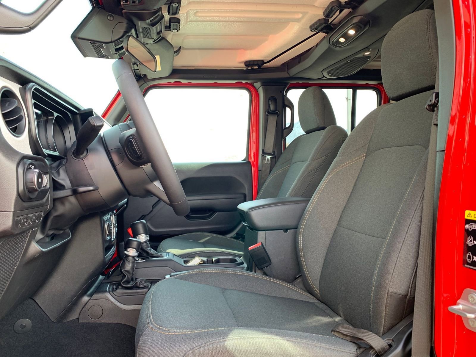 Used 2025 Jeep Wrangler Sport S image 25