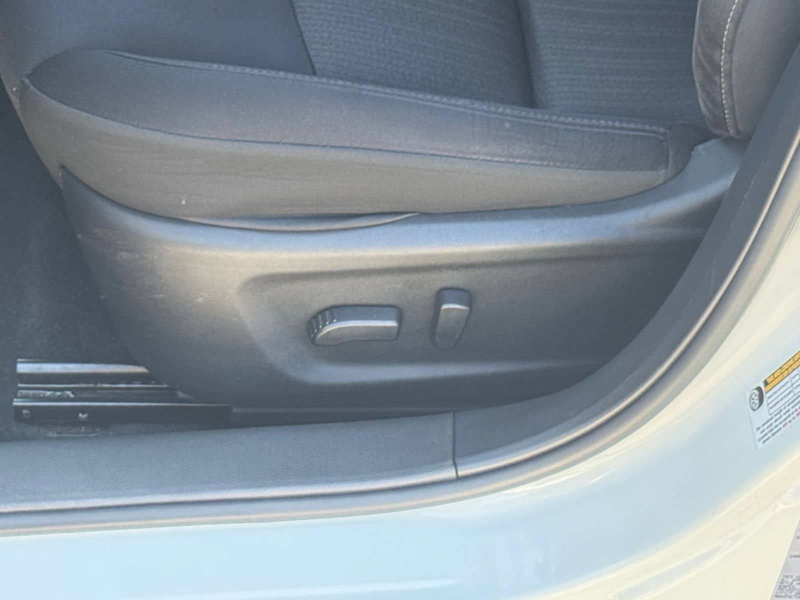 Used 2025 Nissan Altima 2.5 SV FWD image 22