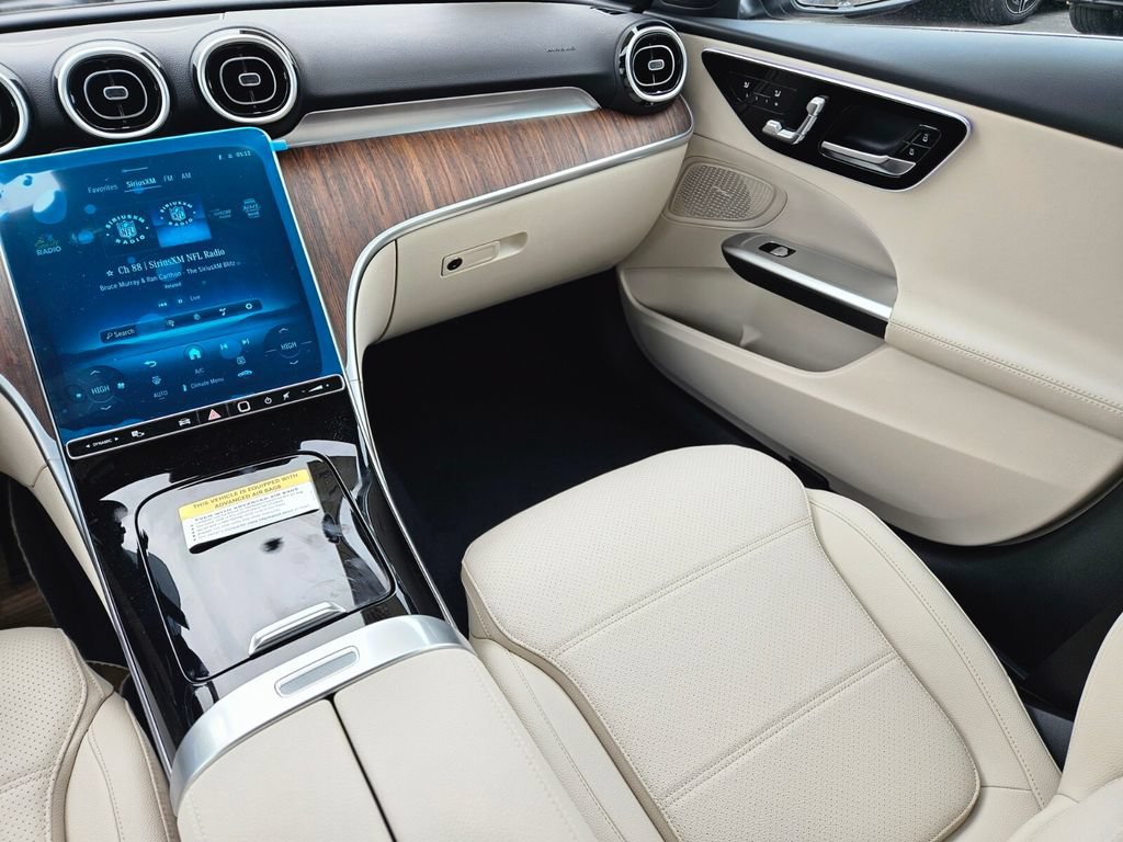Certified 2026 Mercedes-Benz C 300 4MATIC Sedan image 13