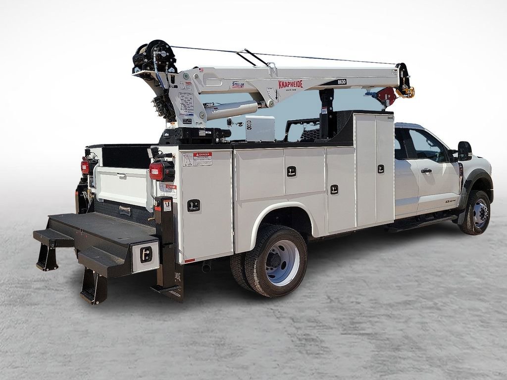 New 2025 Ford F550 4x4 SuperCab Super Duty image 11