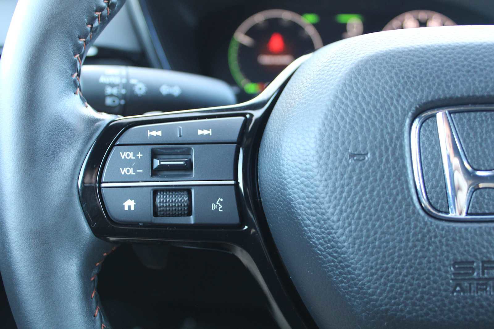 Used 2024 Honda CR-V Sport Touring image 17