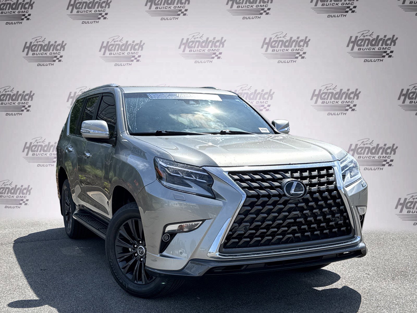 Used 2023 Lexus GX 460 Premium w/ Accessory Package AWD/4WD image 2