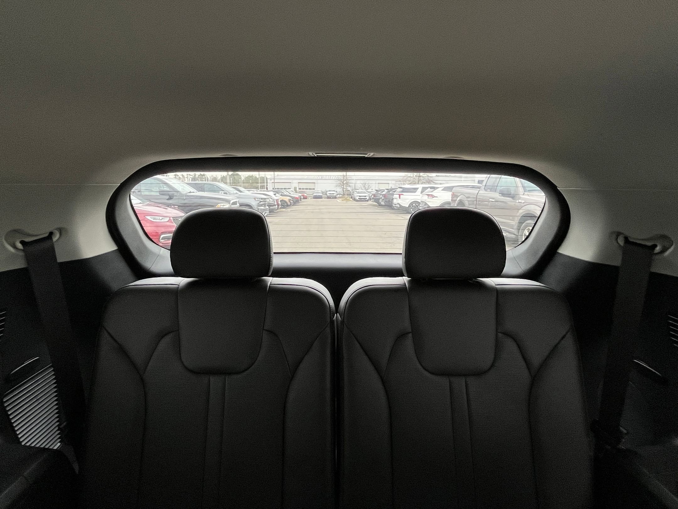 Used 2025 Kia Sorento S image 23