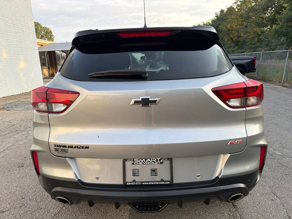 Used 2023 Chevrolet TrailBlazer RS w/ Convenience Package FWD image 3