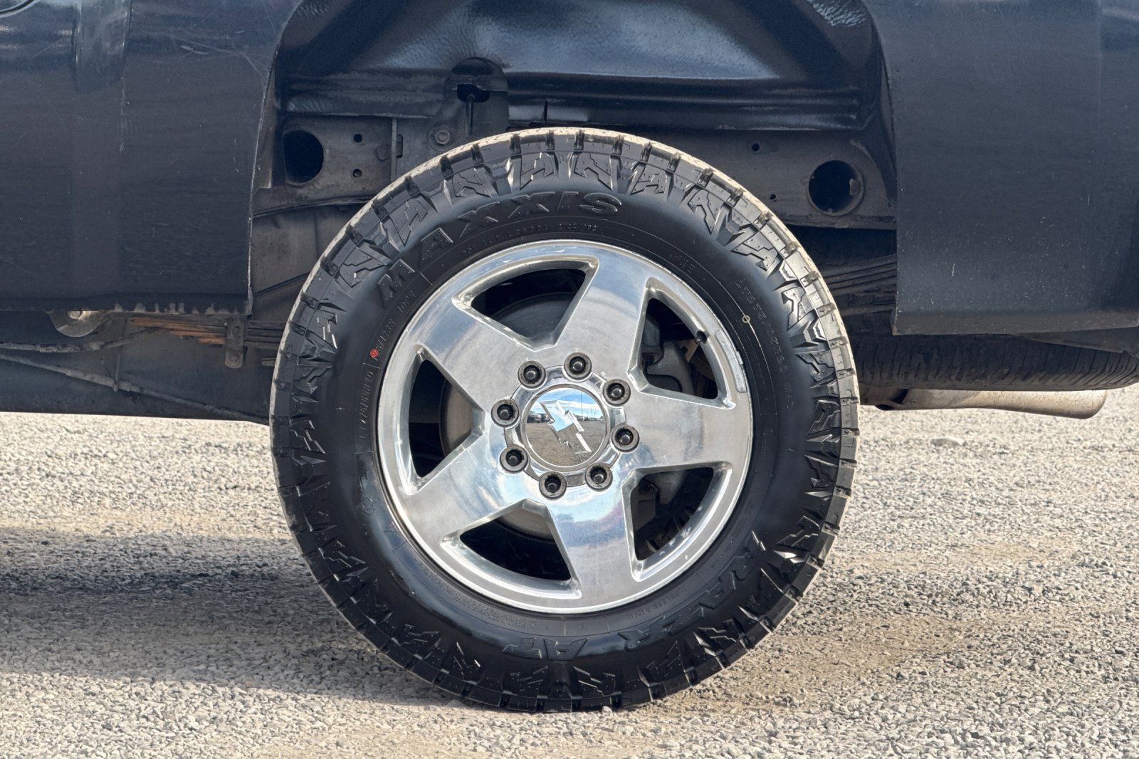 Used 2011 Chevrolet Silverado 2500 LTZ w/ LTZ Plus Package AWD/4WD image 39