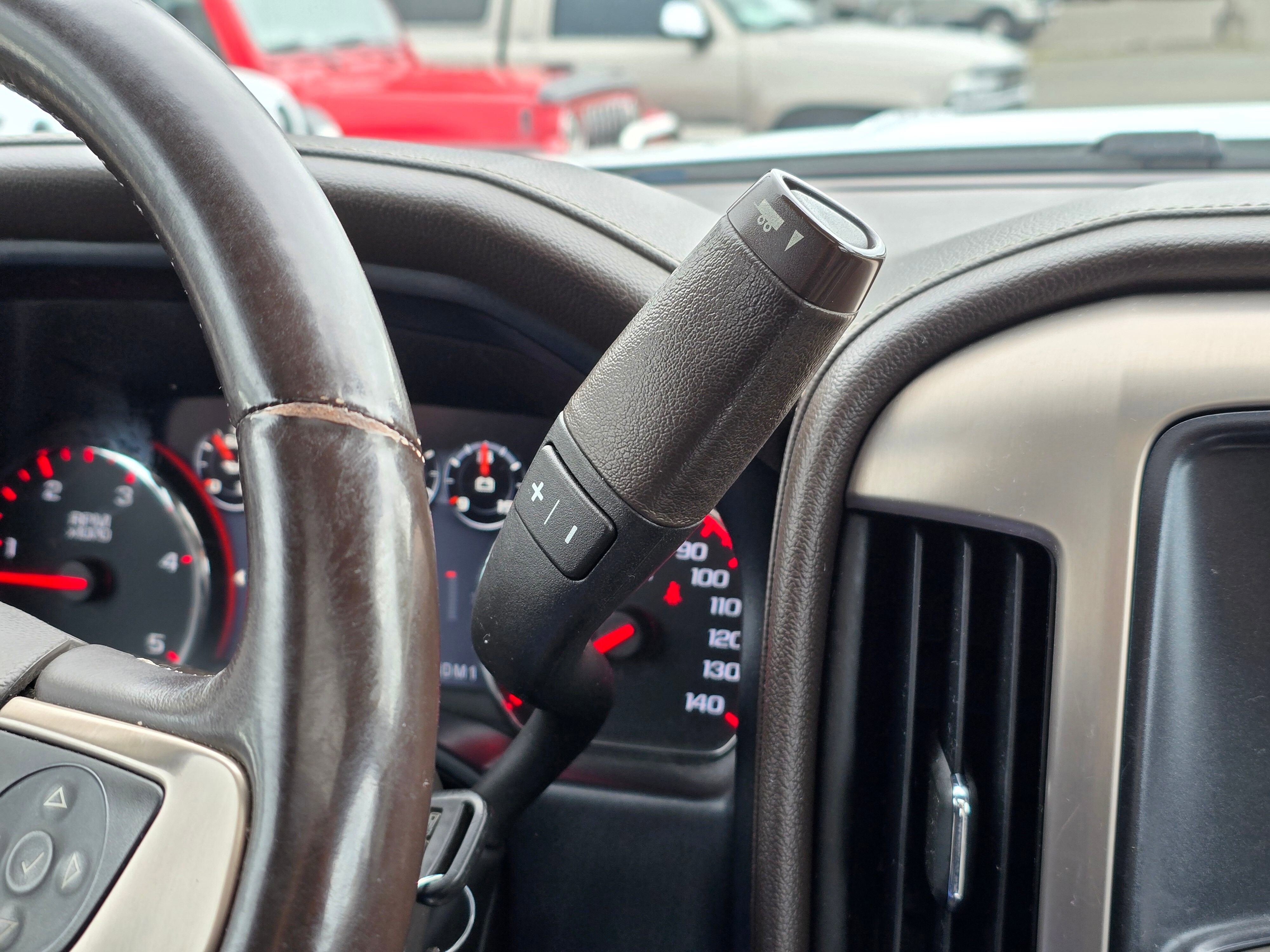 Used 2015 GMC Sierra 3500 Denali w/ Duramax Plus Package image 26