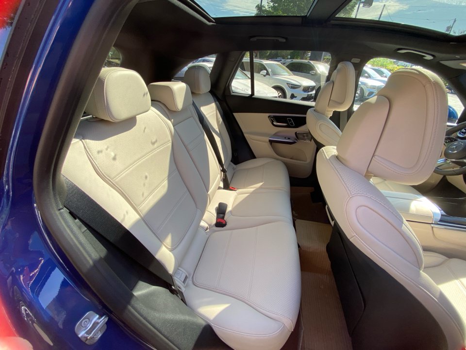 New 2026 Mercedes-Benz GLC 300 4MATIC image 29