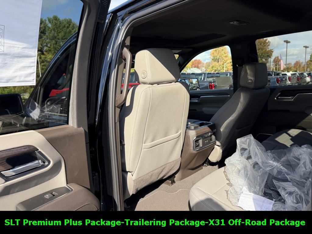 New 2026 GMC Sierra 1500 SLT w/ SLT Premium Plus Package image 9