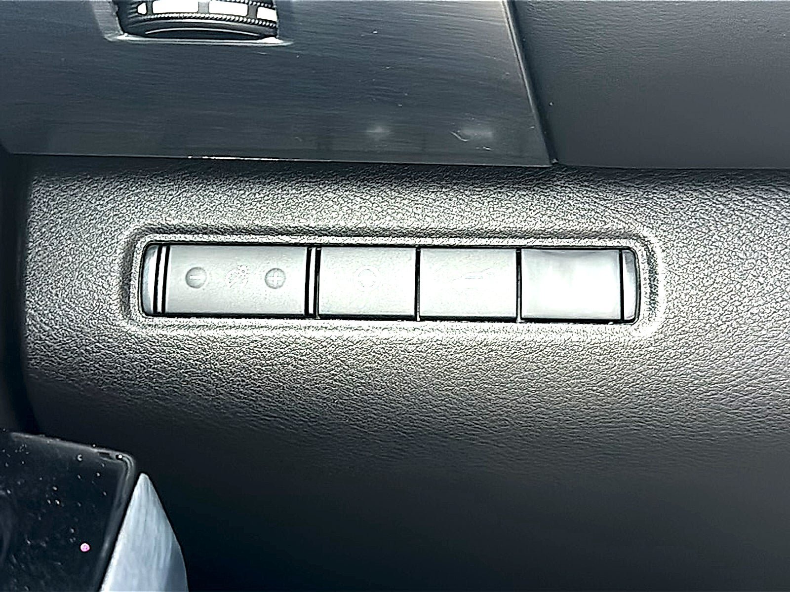 New 2026 Nissan Pathfinder SL w/ SL Premium Package FWD image 27